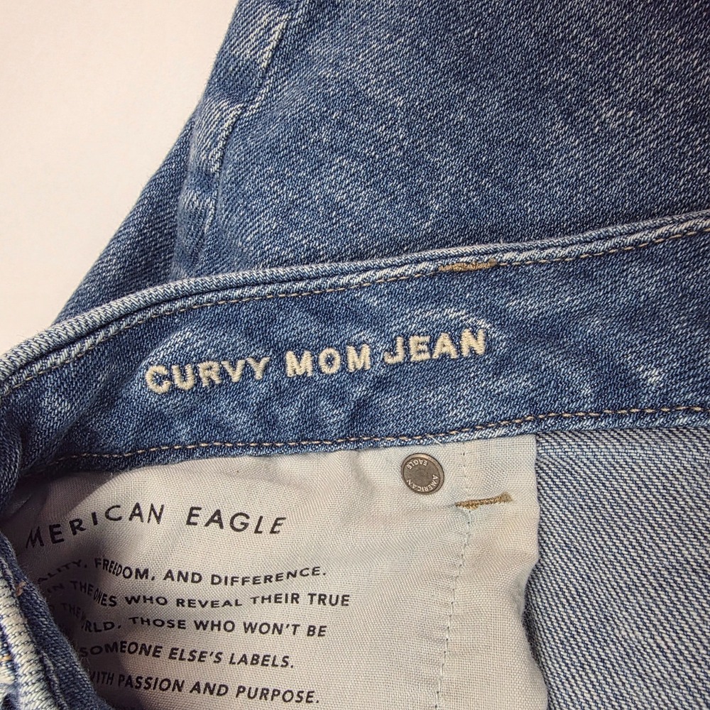 American Eagle Size 16 Short Curvy Mom Stretch Jean - Picture 10 of 10